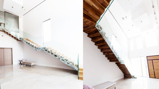 Python – Floating glass staircase with a transparent, light architectural design